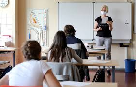 Die pflicht zum tragen von masken im schulunterricht ende am 31. Corona Nrw Land Stattet Lehrer Mit Ffp2 Masken Aus