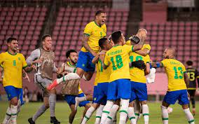 Escalação, fotos, vídeos e lances da partida. Bs1ynwjc6ii Zm