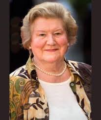Dame Patricia Routledge in December 2024 🛎️🥂 Her latest Public Photo Dame  Patricia Routledge loves a glass of champagne with a good companion and a  good meal. Restaurant Chez Moi in