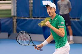 2 seed daniil medvedev in a match that was carried over from monday night because of rain. Poland S Hurkacz Beats Italian Teen Sinner To Win Miami Open Sport