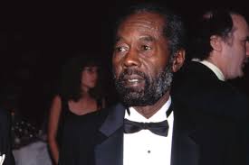 Oprah Winfrey Shares Her Dad Has Died at Age 88 Following Illness