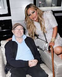 Find orianne cevey stock photos in hd and millions of other editorial images in the shutterstock collection. Phil Collins Hopes To Evict Ex Wife Orianne Cevey After She Secretly Remarried Aktuelle Boulevard Nachrichten Und Fotogalerien Zu Stars Sternchen