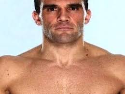 Erik Perez vs Francisco Rivera en UFC 201