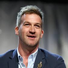 Kenneth Mitchell, Known for 'Star Trek' and 'Captain Marvel' Roles, Dies at  49