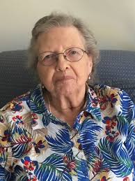 Lottie Joyce's Instagram, Twitter & Facebook