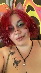 Taylor Judd's Instagram, Twitter & Facebook