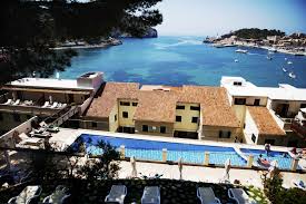1 adult 2 adults 3 adults 4 adults 5 adults 6 adults 7 adults 8 adults 9 adults 10 adults 11 adults 12 adults 13 adults 14 adults 15 it is a just 30 minutes' drive from the beach resort of can picafort and palma de mallorca airport. The 20 Best Beach Hotels In Majorca Expert Selection 2021