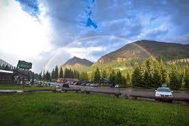 Nestled between yellowstone's lamar valley, montana's beartooth mountains and the wyoming sunlight basin. Silver Gate Lodging 169 1 9 0 Updated 2021 Prices Campground Reviews Montana Tripadvisor