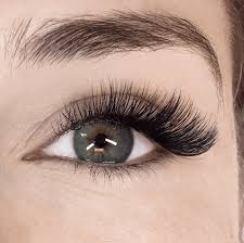 Classic vs volume lash extensions | same client. The Best Eyelash Extensions For Every Eye Shape