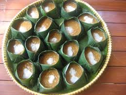 Bubur merah putih ini biasanya disajikan untuk penghormatan juga harapan seorang yang memiliki hajat agar mendapat restu dan keselamatan saat menggelar syukuran kelahiran. Bubur Merah Putih Simbol Kehadiran Manusia Baru Dalam Keluarga