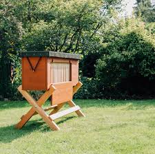 Bienenbox Im Garten Gartenmobel Sets Bienen Bienenzucht Im Garten