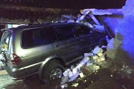 Check spelling or type a new query. Mobil Kapolsek Gunem Rembang Tabrak Teras Rumah Warga Balita Tewas