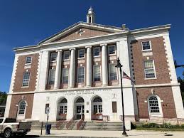 District Courthouse In Littleton New Hampshire Paul Chandler June 2018 New Hampshire Courthouse House Styles