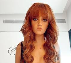Maria carolina martinez deslandes (born august 27, 1991), known as carolina deslandes , is a portuguese singer and songwriter. Ela Sofre Depois De Ser Acusada De Estar Gorda Fas De Carolina Deslandes Vibram Com A Sua Nova Silhueta Nacional Flash