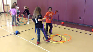 They play a round of rock paper scissors until someone wins. 5 Hype Hula Hoop Games For Youth Ministry Helping Youth Workers Build Successful Youth Ministries