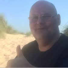 'Much loved' Stowmarket grandad who 'lived for today' killed after crash  set car