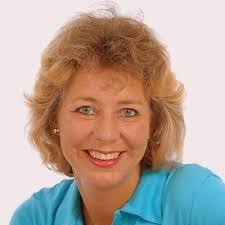 Carol Steed's Instagram, Twitter & Facebook