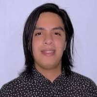 100+ perfiles de «Eli»