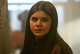 Estela Winter's Instagram, Twitter & Facebook