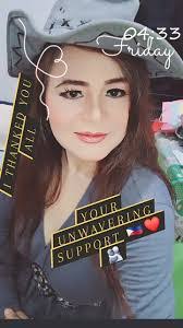 Leah Munoz's Instagram, Twitter & Facebook