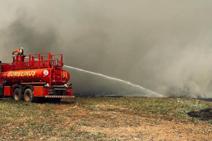 MT tem 12 incêndios em combate e 142 focos de calor em 24 horas