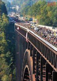 Bridge Day Festival Photo By Grouptourmagazine West Virginia History Virginia Travel West Virginia