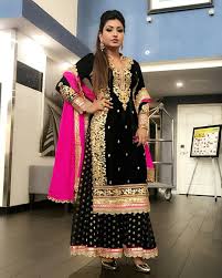 đaman Partywear Lengha Bridal Punjabi Suits