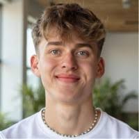 I got a free brand deal with IShowSpeed (100M+ followers) for my toothpick  company. Most people grew up idolising athletes or movie stars… Today's  generation idolises IShowSpeed. And it makes…