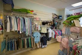 Toko tersebut hanya menjual pakaian khusus renang saja. 17 Ide Toko Baju Anak Baju Anak Anak Toko