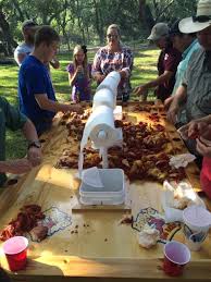 Crawfish Table Texasbowhunter Com Community Discussion Forums Crawfish Boil Party Crab Boil Party Shrimp Boil Party