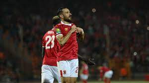 التقط علي معلول ظهير أيسر النادي الأهلي ومنتخب تونس، صورة تذكارية مع الفنان التونسي صابر الرباعي، وذلك قبل انضمامه إلى النادي الأهلي، حيث عاد على معلول. Ø¹Ù„ÙŠ Ù…Ø¹Ù„ÙˆÙ„ Ø¥Ù„Ù‰ Ù„Ø§Ø¹Ø¨ Ø§Ù„Ø²Ù…Ø§Ù„Ùƒ Ø§Ù„Ù…Ø³Ø¬ÙˆÙ† Ø´Ø¯Ø© ÙˆØªØ²ÙˆÙ„ Ø±ÙŠØ§Ø¶Ø© Ø¹Ø±Ø¨ÙŠØ© ÙˆØ¯ÙˆÙ„ÙŠØ© Ø§Ù„Ø¥Ù…Ø§Ø±Ø§Øª Ø§Ù„ÙŠÙˆÙ…