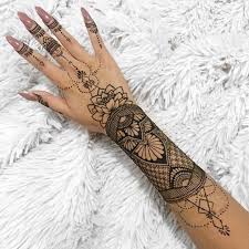 300 idées de tatouages mandala homme/femme • signification tattoo mandala! 1001 Idees De Tatouage Dentelle Impressionnant