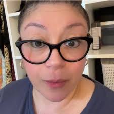 SHOOTING IN MIDDLETOWN 🚨A local barber tells News 12 a masked gunman  opened fire inside his shop