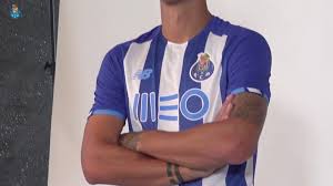 Behind the scenes: FC Porto's 2021-22 photoshoot - Soccer - OneFootball on  Sports Illustrated