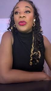 Amanda Devoe's Instagram, Twitter & Facebook