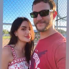 Camilla Munoz's Instagram, Twitter & Facebook