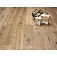 Naturally Aged Aspen Hills Medallion Collection Mc Ah 7 5 Wire Brushed 7 5 Inch Wide Hardwood Flooring Hardwood Flooring Flooring Hardwood Hardwood Floors