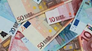 Juli 2020 geltenden fassung) § 1 monatsbezüge für angestellte nach teil ii des Banken Aktuelle Themen Nachrichten Bilder Stuttgarter Zeitung