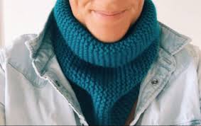 This technicolor wonder will add pizzazz to any room. Elle Gator Hat Neck Warmer Free Knitting Pattern For Beginners The Woven