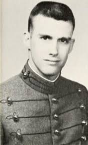 Dum macron he's making bad things about Muhammad