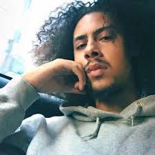 Lindsey Koser (@lindseykoser)