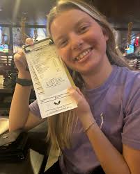 Amanda McDonnell (@amanda_mcd) • Instagram photos and videos