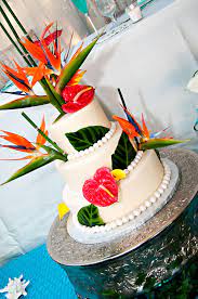 Pin By Jasmine Whittier On Wedding Tropical Wedding Cake Cool Wedding Cakes Beach Wedding Cake