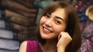 Poslechněte si trio macan od trio macan na deezeru. Curhatan Cinta Chacha Trio Macan Cinta Berat Di Ongkos