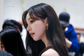 This week's star fashion ranking: Best dresser Karina Vs. Worst dresser  Hyeri