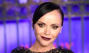 Christina Ricci: Así recibió su estrella en el paseo de la fama