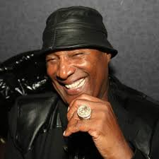 The famous comedian Paul foot it's the New MR HOTEL.