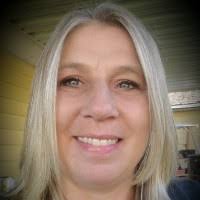 Lori Warnick's Instagram, Twitter & Facebook