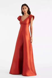 It is perfect for prom, an evening out, party or wedding event! Fall Wedding Guest Dresses Martha Stewart