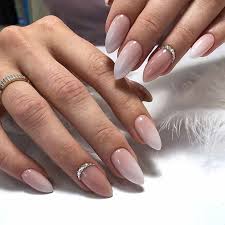 Ver más ideas sobre uñas sencillas, uñas decoradas sencillas, uñas decoradas. Unas Para Novia Sencillas Y Elegantes Luce Bellisima